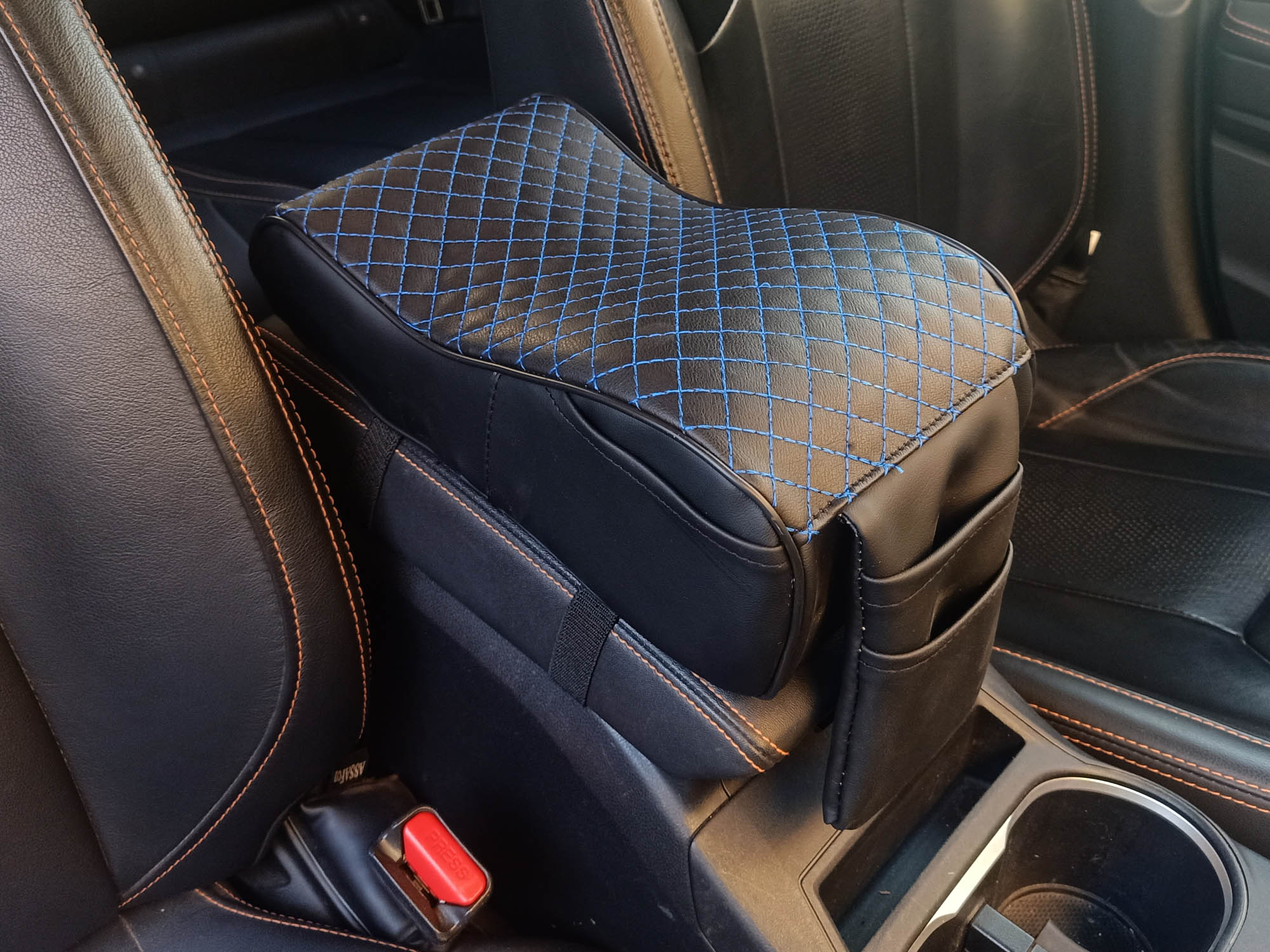 وسادة مسند ذراع السيارة المصنوعة من الجلد من عسافكو  بتصميم مربع من الإسفنج