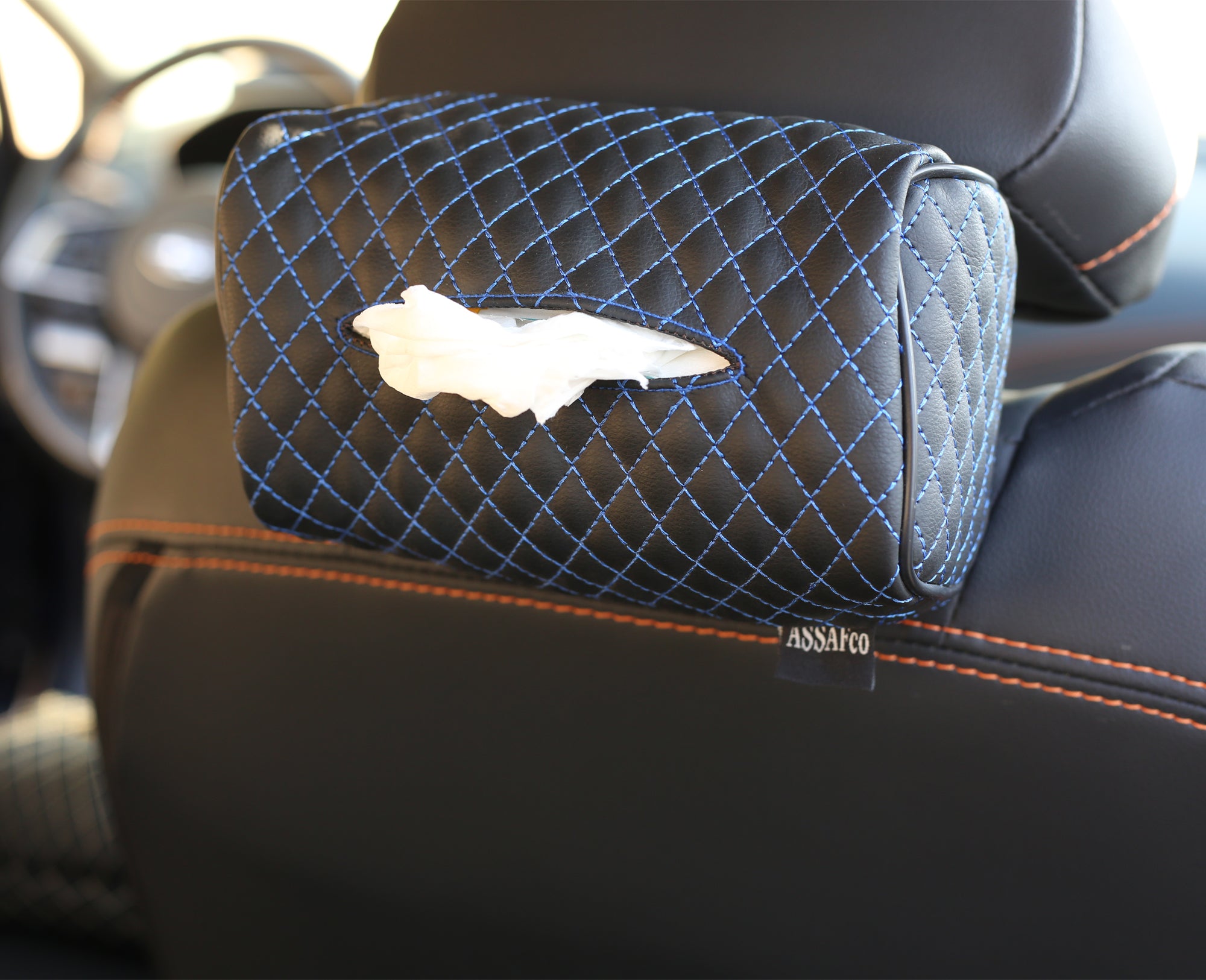 حامل مناديل جلدي للسيارة من أسافكو بتطريز مربع 