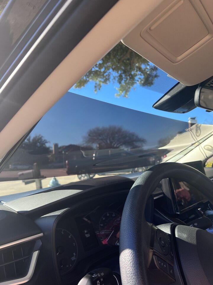 Car Automatic Retractable Roller Sunshade Protection Windshield